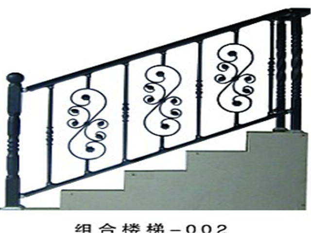 外形美观的铁艺楼梯扶手 铁艺楼梯扶手款式多样式齐全 兴辉