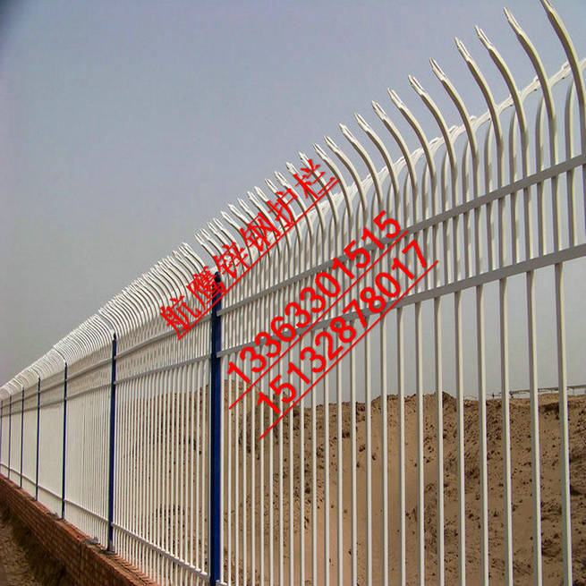 想买好的锌钢护栏就到航鹰丝网制品 安徽铁栅栏