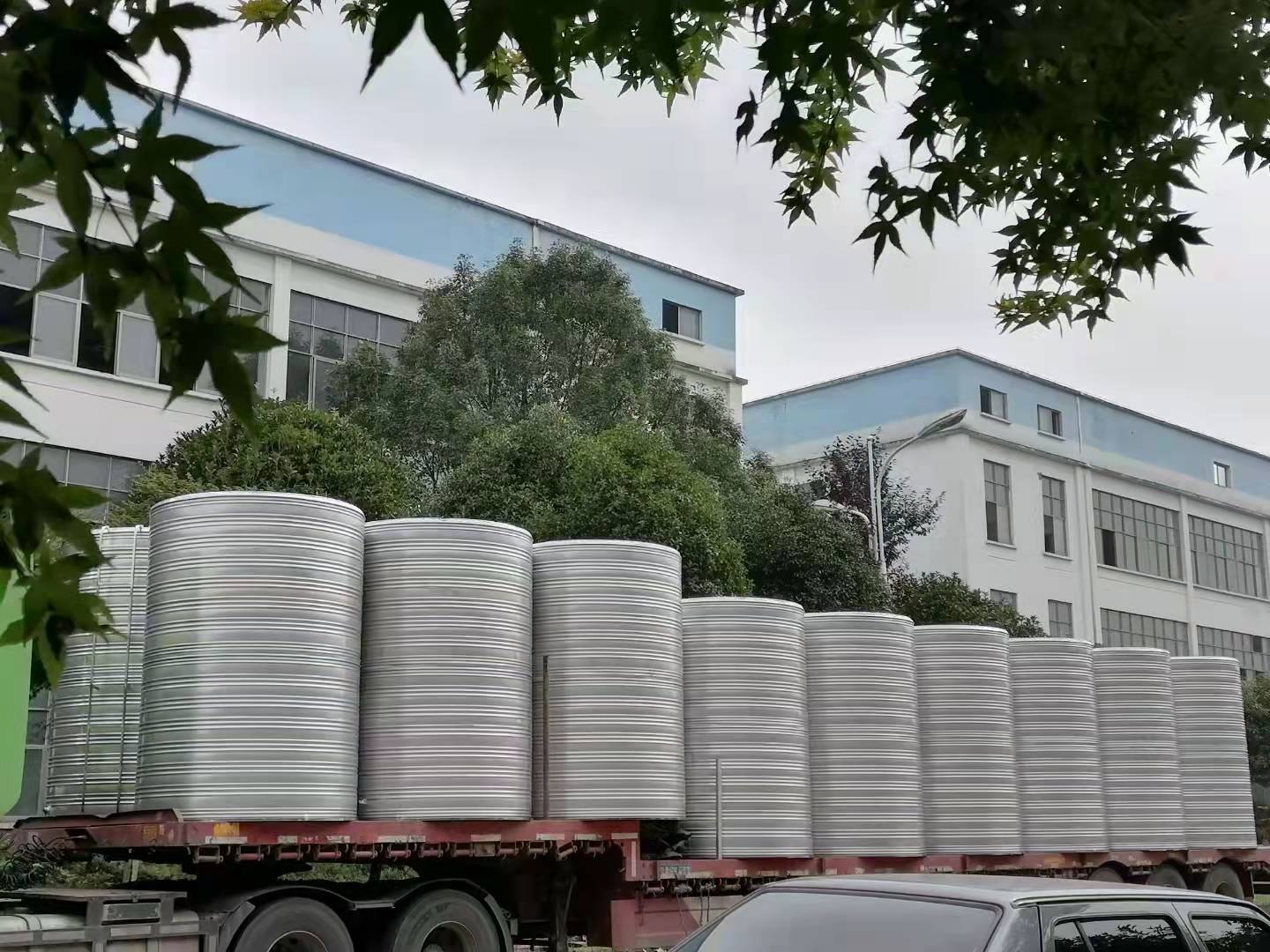 怀化不锈钢圆柱形水箱哪家好