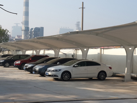 菏泽阳光板停车棚造价