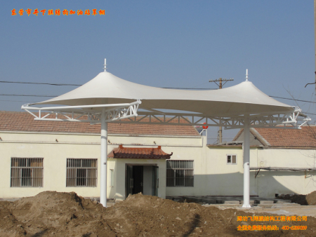 枣庄加油站张拉膜结构施工